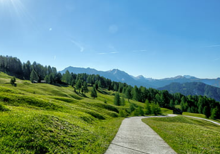 <b>衫湘鄂赣省委省苏省军区旧址群</b>